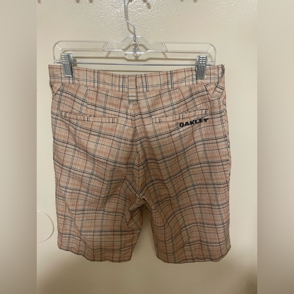 ✨Men’s Oakley Plaid Short Size 30 - Picture 7 of 10
